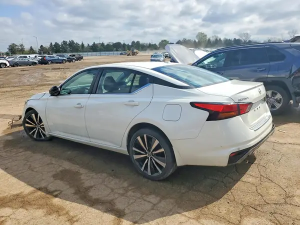 1N4BL4CV5MN398156 2021 NISSAN ALTIMA - Image 2
