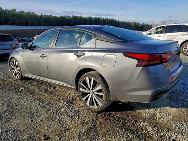 1N4BL4CV5MN400679 2021 NISSAN ALTIMA - Image 2