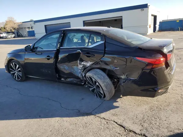 1N4BL4CV5MN414825 2021 NISSAN ALTIMA - Image 2