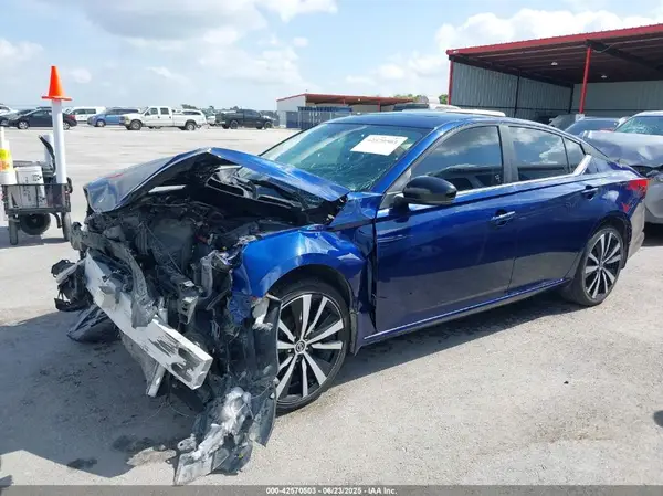 1N4BL4CV5MN415604 2021 NISSAN ALTIMA - Image 2