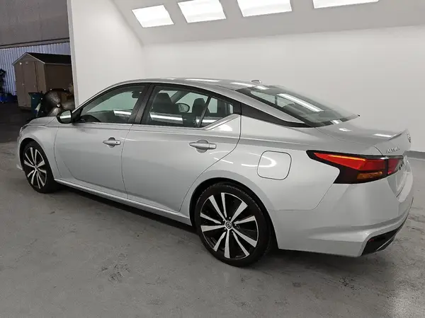 1N4BL4CV5MN419040 2021 NISSAN ALTIMA - Image 2
