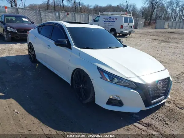 1N4BL4CV5NN301183 2022 NISSAN ALTIMA - Image 1