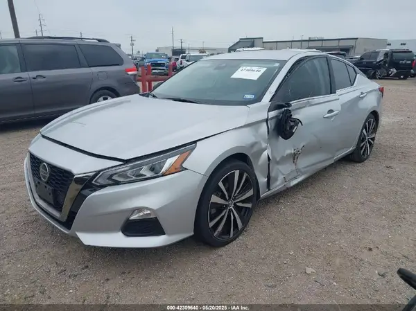 1N4BL4CV5NN310515 2022 NISSAN ALTIMA - Image 2