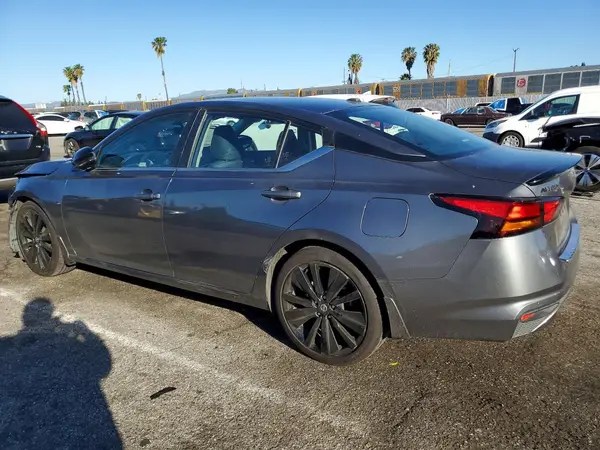 1N4BL4CV5NN325662 2022 NISSAN ALTIMA - Image 2