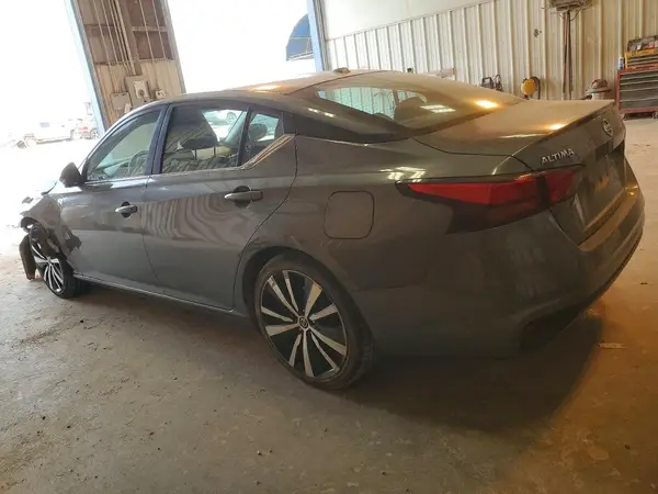 1N4BL4CV5NN328920 2022 NISSAN ALTIMA - Image 2