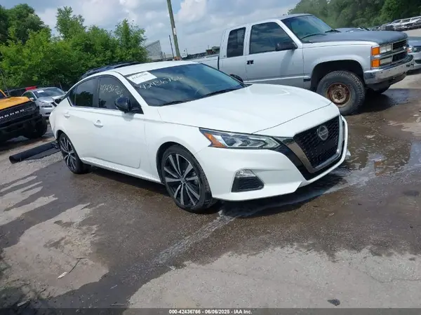 1N4BL4CV5NN331185 2022 NISSAN ALTIMA - Image 1