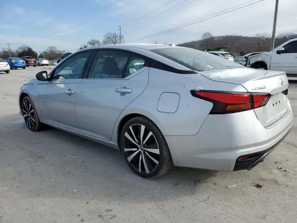 1N4BL4CV5NN331462 2022 NISSAN ALTIMA - Image 2