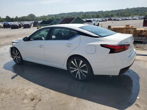1N4BL4CV5NN332627 2022 NISSAN ALTIMA - Image 2