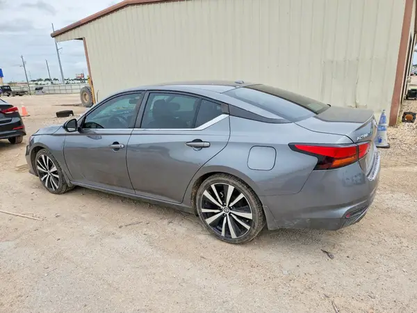 1N4BL4CV5NN339125 2022 NISSAN ALTIMA - Image 2