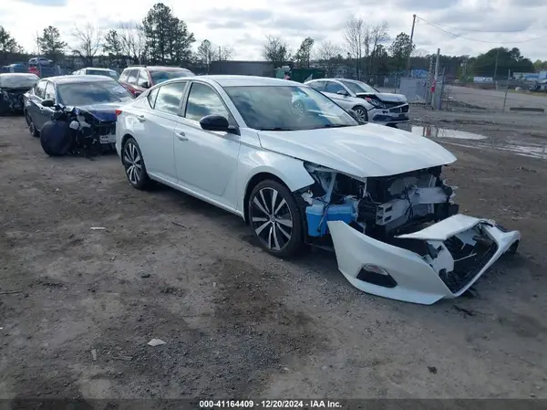 1N4BL4CV5NN349010 2022 NISSAN ALTIMA - Image 1