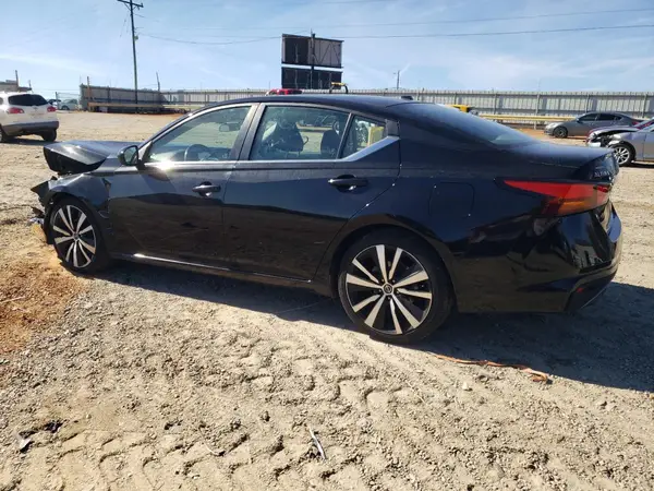 1N4BL4CV5NN352036 2022 NISSAN ALTIMA - Image 2