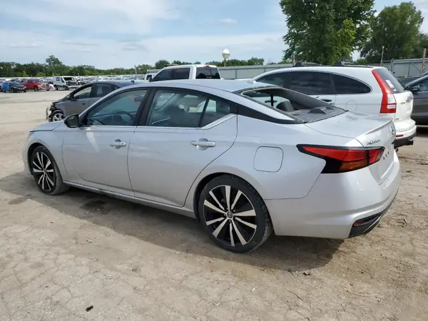1N4BL4CV5NN352800 2022 NISSAN ALTIMA - Image 2