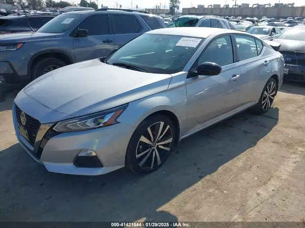 1N4BL4CV5NN378765 2022 NISSAN ALTIMA - Image 2