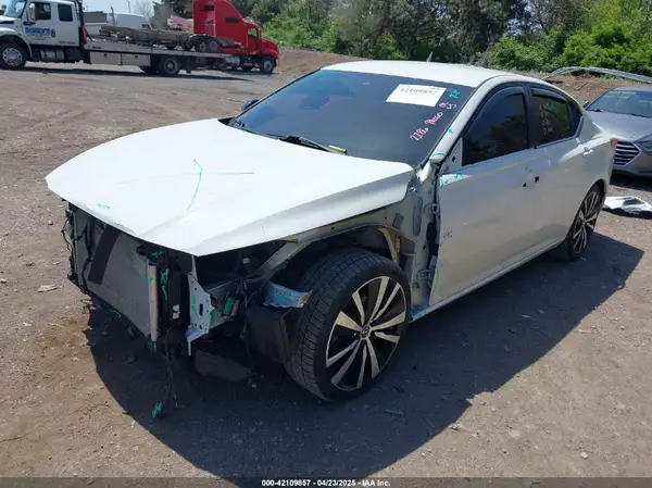 1N4BL4CV5NN385375 2022 NISSAN ALTIMA - Image 2