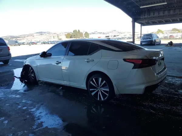 1N4BL4CV5NN417094 2022 NISSAN ALTIMA - Image 2