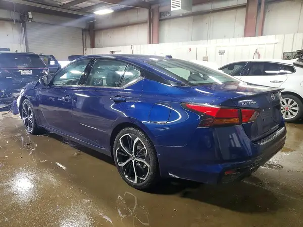 1N4BL4CV5PN305334 2023 NISSAN ALTIMA - Image 2
