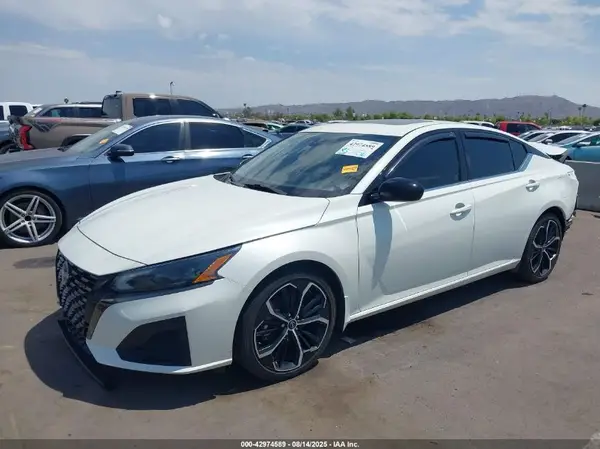 1N4BL4CV5PN334154 2023 NISSAN ALTIMA - Image 2