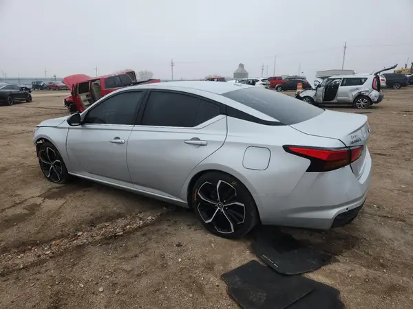 1N4BL4CV5PN338141 2023 NISSAN ALTIMA - Image 2