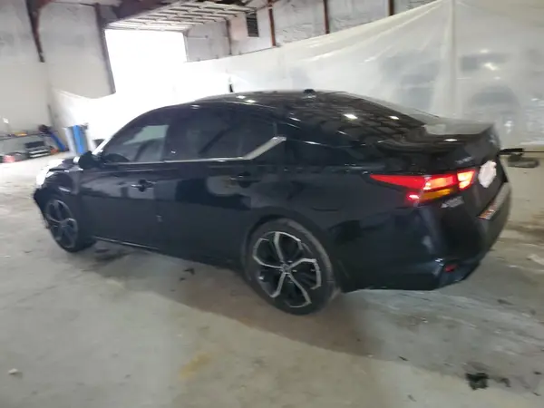 1N4BL4CV5PN349883 2023 NISSAN ALTIMA - Image 2