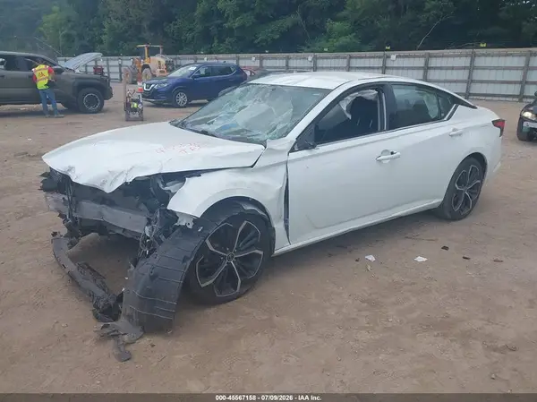 1N4BL4CV5PN367591 2023 NISSAN ALTIMA - Image 2