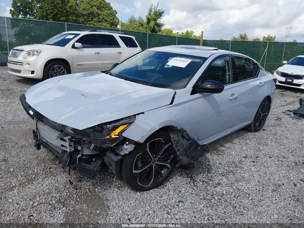 1N4BL4CV5PN388540 2023 NISSAN ALTIMA - Image 2