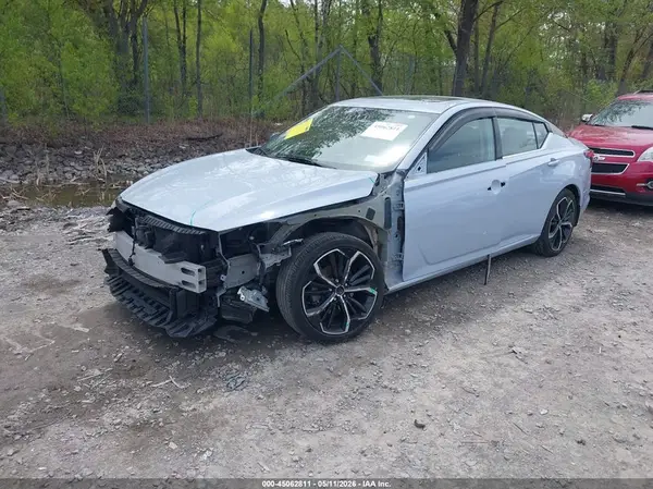 1N4BL4CV5PN400766 2023 NISSAN ALTIMA - Image 2