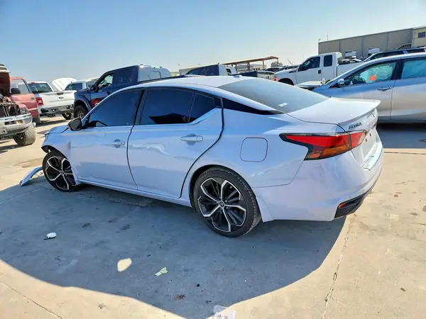 1N4BL4CV5PN406499 2023 NISSAN ALTIMA - Image 2