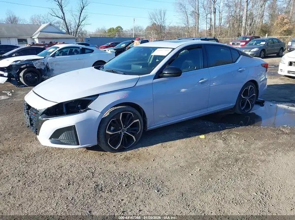 1N4BL4CV5PN412271 2023 NISSAN ALTIMA - Image 2