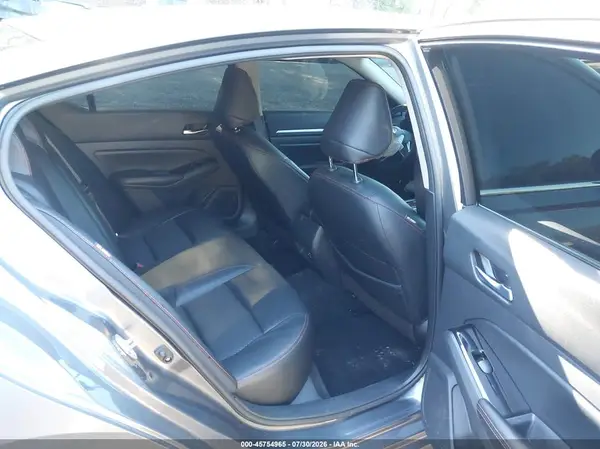 1N4BL4CV5RN359560 2024 NISSAN ALTIMA - Image 8
