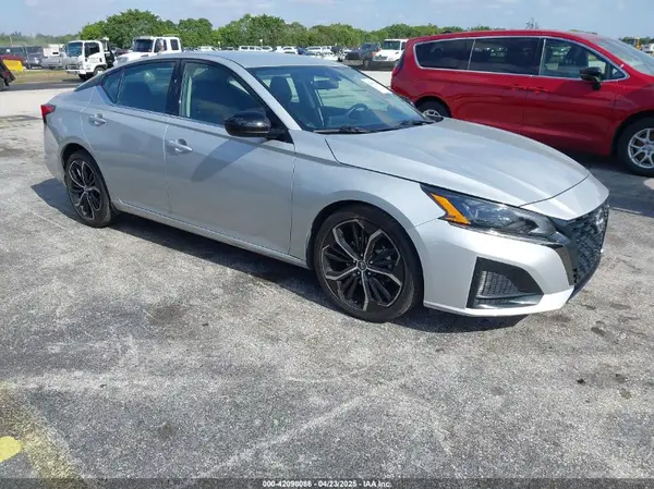 1N4BL4CV5RN370459 2024 NISSAN ALTIMA - Image 1