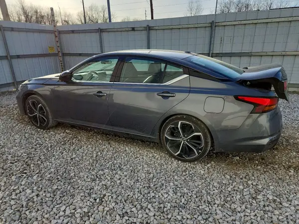 1N4BL4CV5RN387519 2024 NISSAN ALTIMA - Image 2