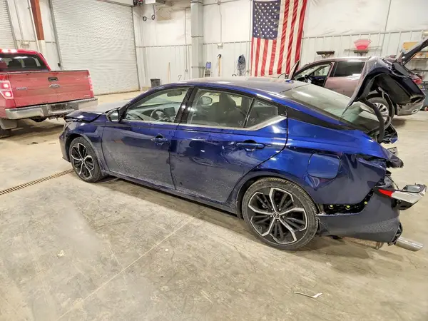1N4BL4CV5RN396768 2024 NISSAN ALTIMA - Image 2