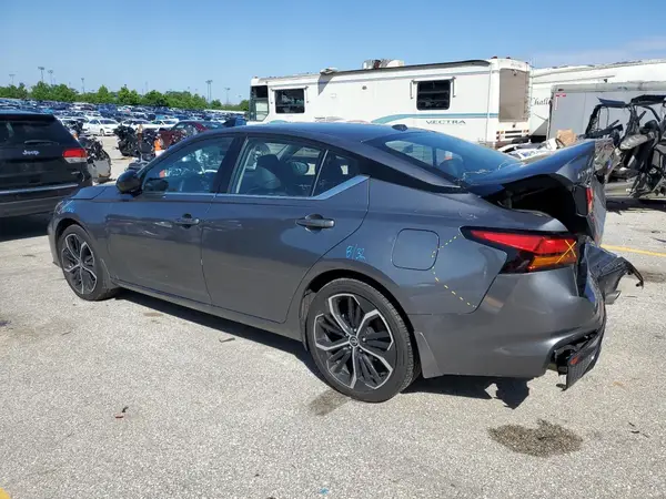 1N4BL4CV5RN406246 2024 NISSAN ALTIMA - Image 2