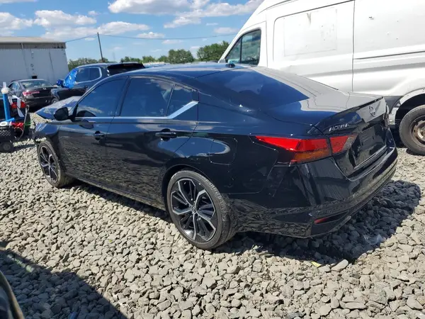 1N4BL4CV5RN415884 2024 NISSAN ALTIMA - Image 2