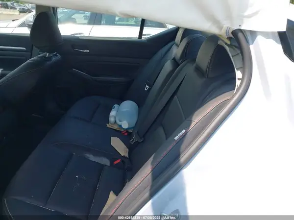 1N4BL4CV5RN424911 2024 NISSAN ALTIMA - Image 8