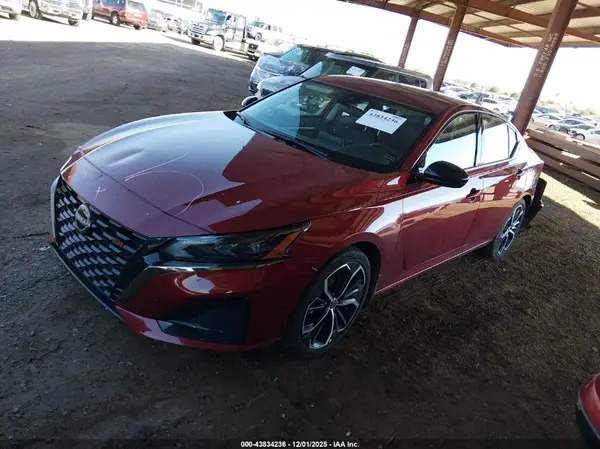 1N4BL4CV5SN355403 2025 NISSAN ALTIMA - Image 2