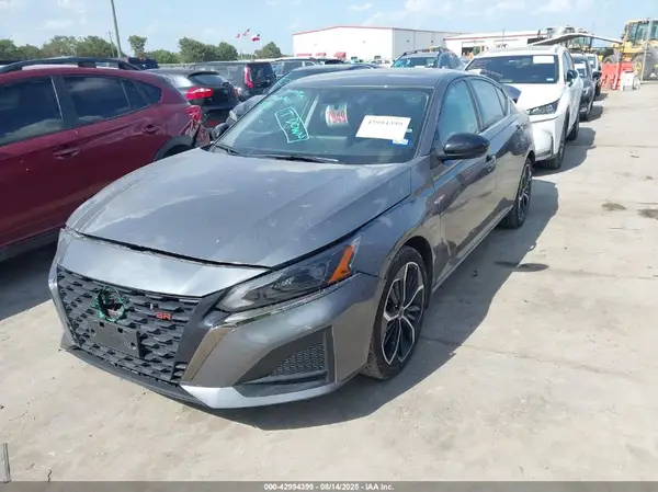 1N4BL4CV5SN355904 2025 NISSAN ALTIMA - Image 2