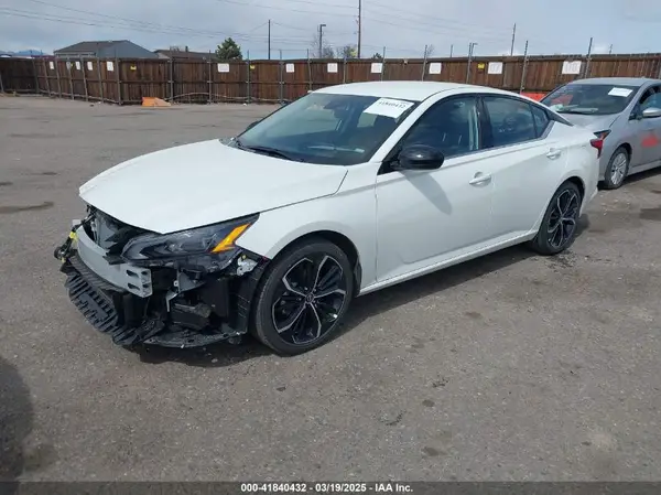1N4BL4CV5SN361945 2025 NISSAN ALTIMA - Image 2