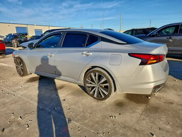 1N4BL4CV6KC110637 2019 NISSAN ALTIMA - Image 2