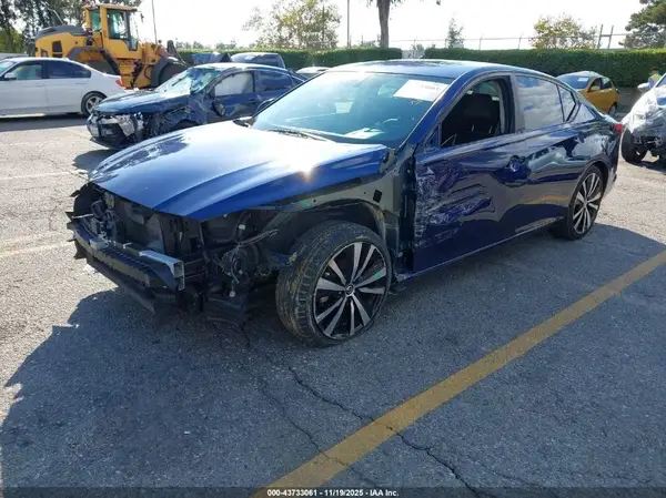 1N4BL4CV6KC121640 2019 NISSAN ALTIMA - Image 2