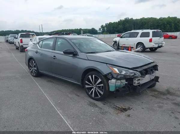1N4BL4CV6KC123355 2019 NISSAN ALTIMA - Image 1