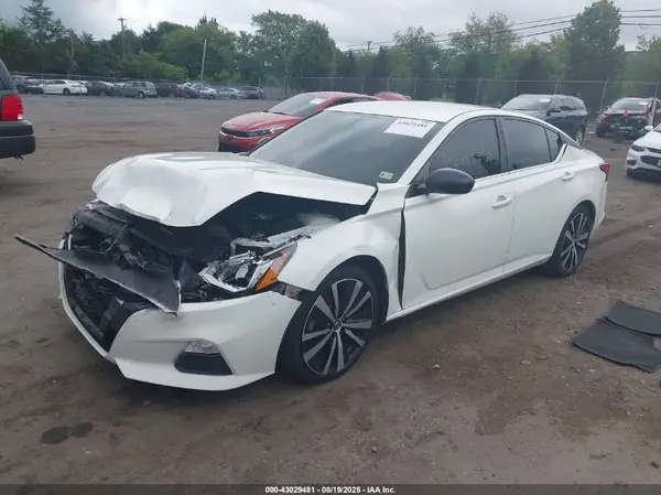 1N4BL4CV6KC130290 2019 NISSAN ALTIMA - Image 2