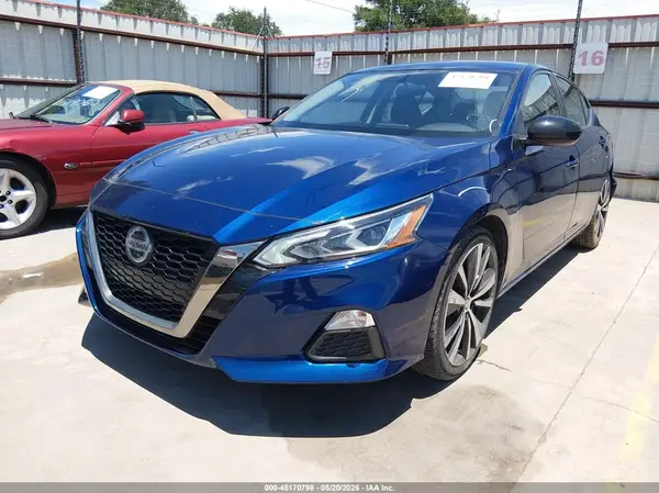 1N4BL4CV6KC172233 2019 NISSAN ALTIMA - Image 2