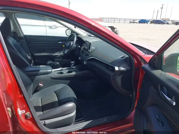 1N4BL4CV6KC176458 2019 NISSAN ALTIMA - Image 1