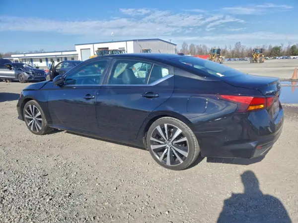 1N4BL4CV6KC176752 2019 NISSAN ALTIMA - Image 2