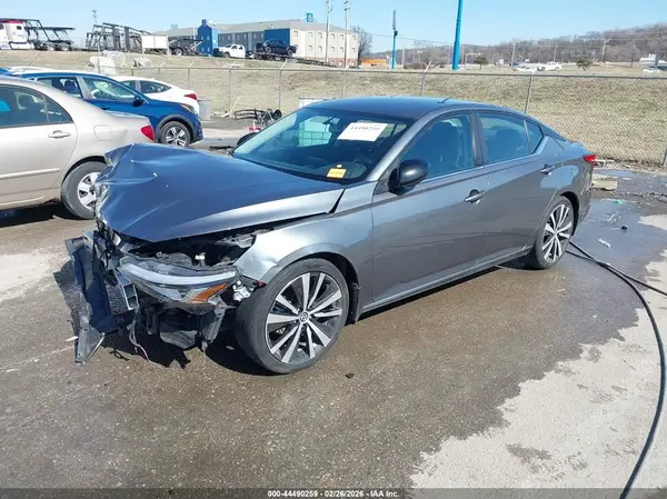 1N4BL4CV6KC180073 2019 NISSAN ALTIMA - Image 2