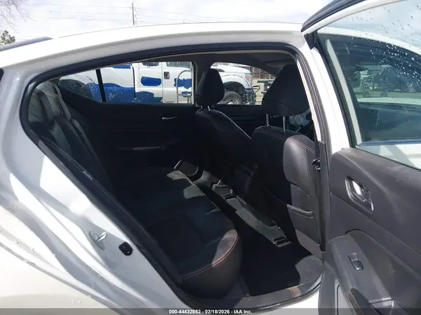 1N4BL4CV6KC197598 2019 NISSAN ALTIMA - Image 8