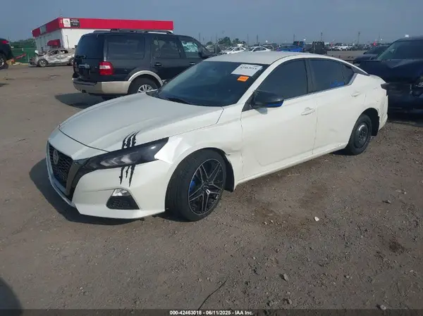 1N4BL4CV6KC200418 2019 NISSAN ALTIMA - Image 2