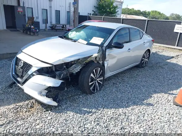 1N4BL4CV6KC209944 2019 NISSAN ALTIMA - Image 2