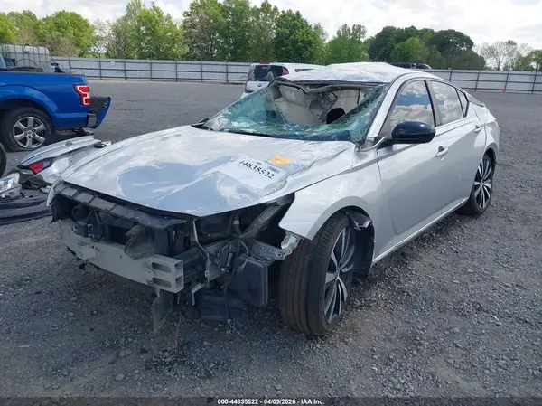 1N4BL4CV6KC213136 2019 NISSAN ALTIMA - Image 2